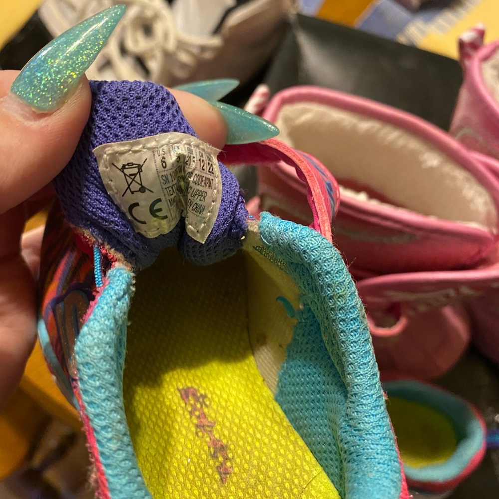 sold together baby shoes & boots